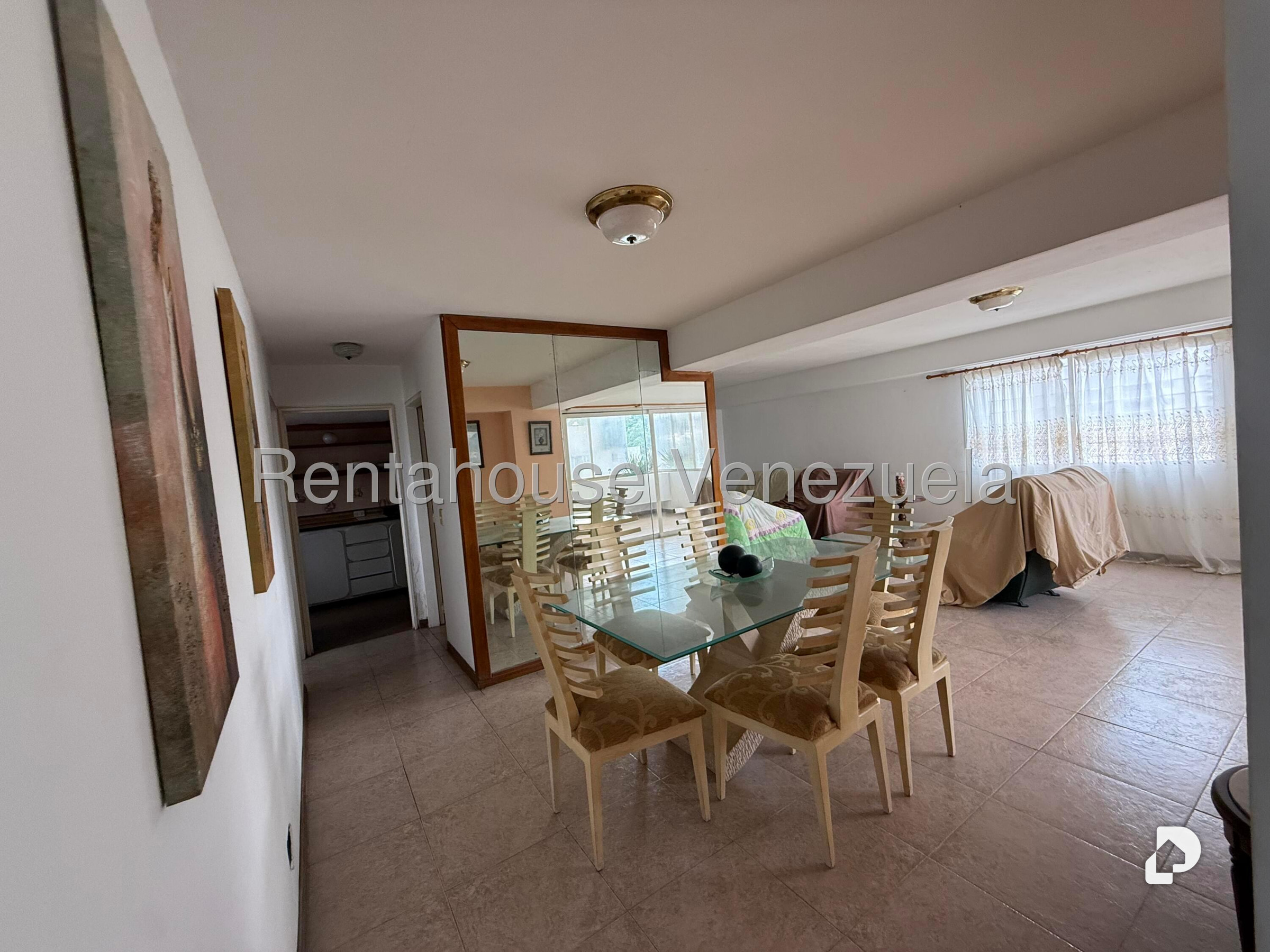 Apartamento en Los Naranjos (del Cafetal), Caracas – 11