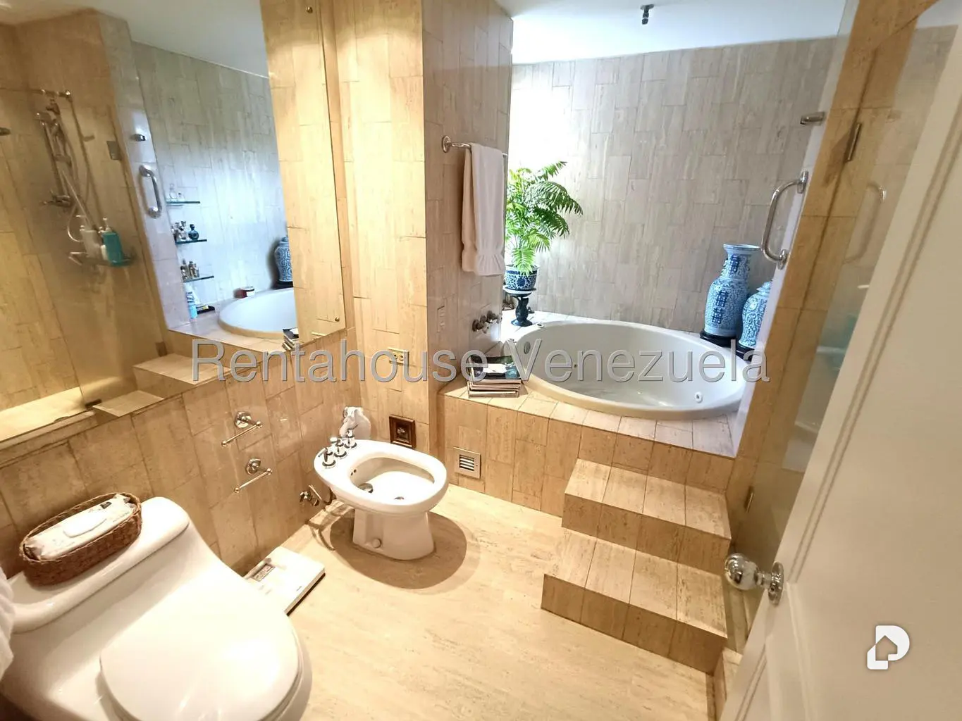 Apartamento en Country Club, Caracas