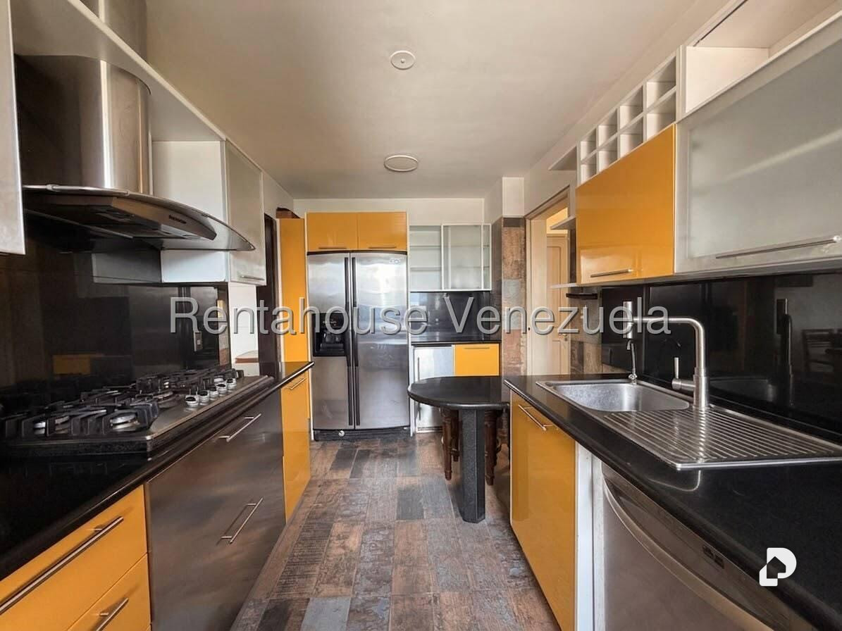 Apartamento en El Rosal, Caracas – 6