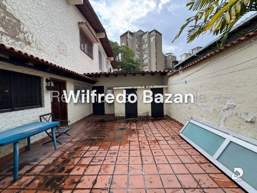 House in Santa Paula, Caracas – 18