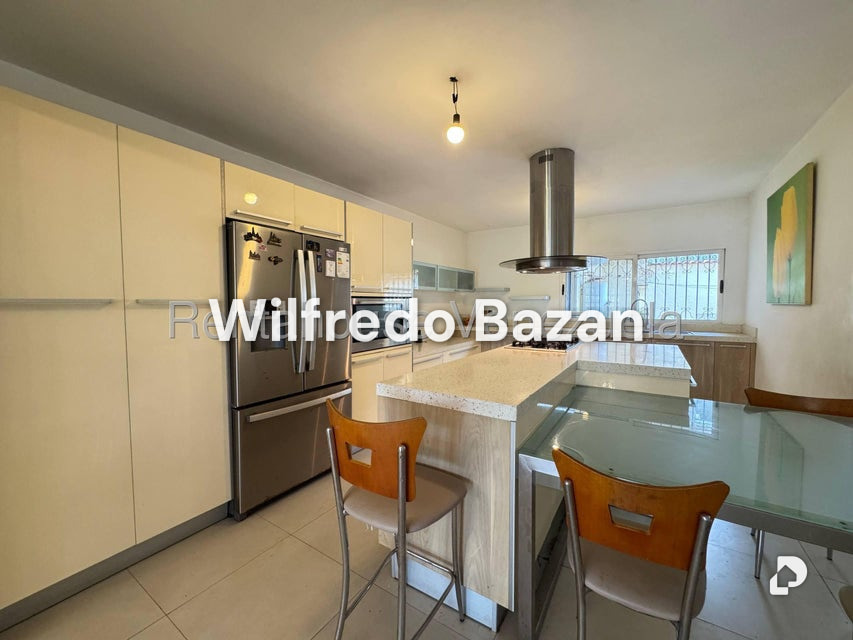 House in Santa Paula, Caracas – 8