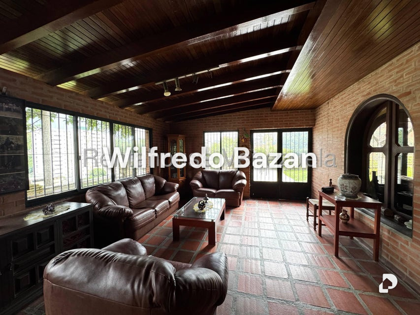 House in Santa Paula, Caracas – 13