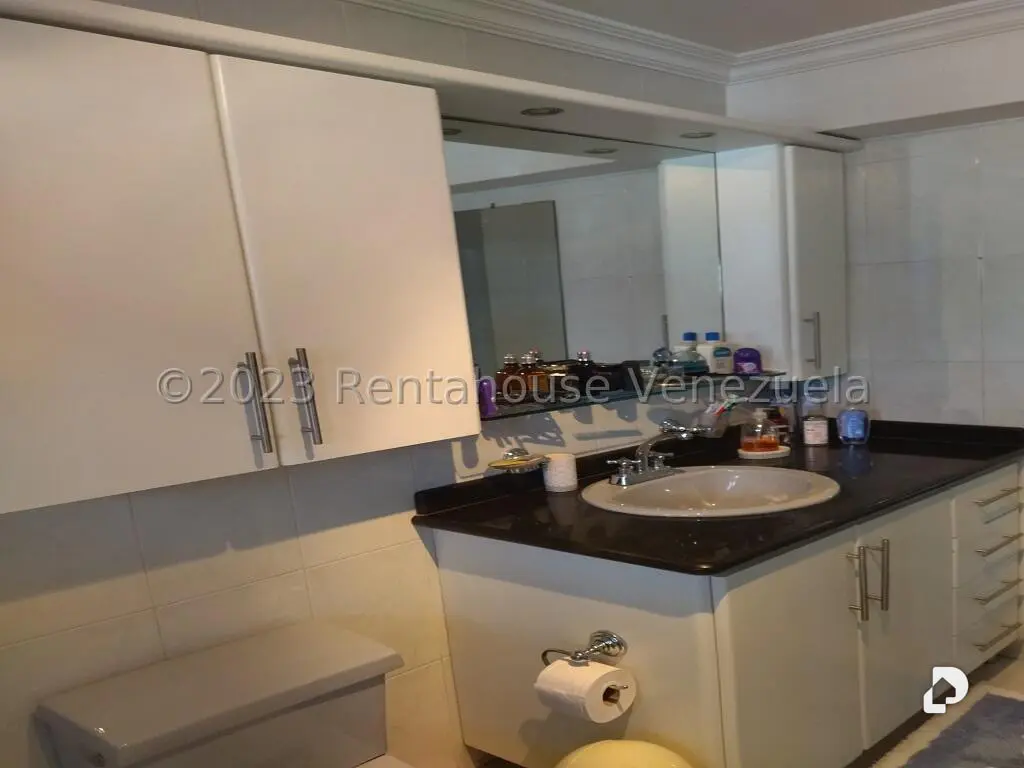 Apartamento en Los Rosales, Caracas – 26