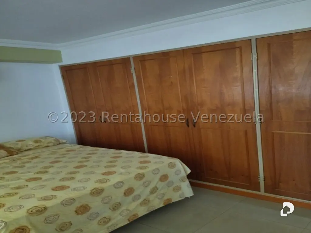 Apartamento en Los Rosales, Caracas – 23