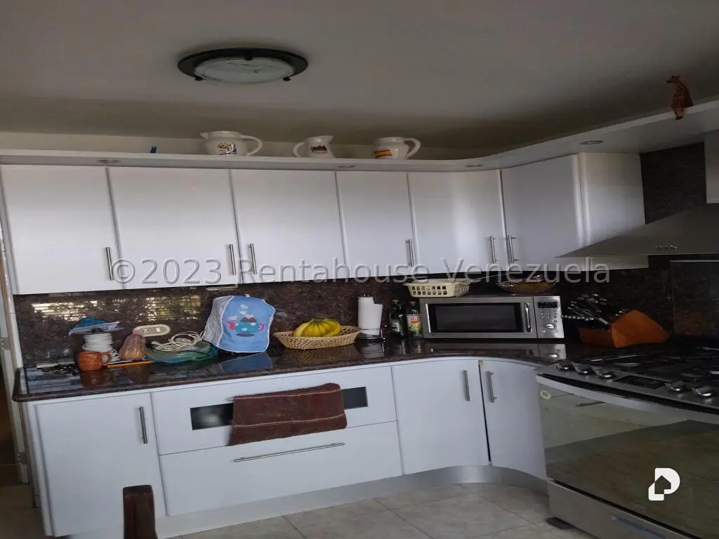 Apartamento en Los Rosales, Caracas – 14