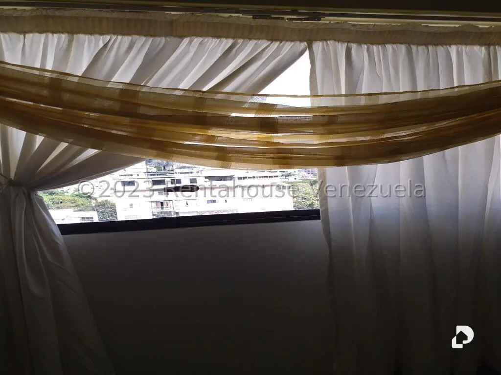 Apartamento en Los Rosales, Caracas – 22