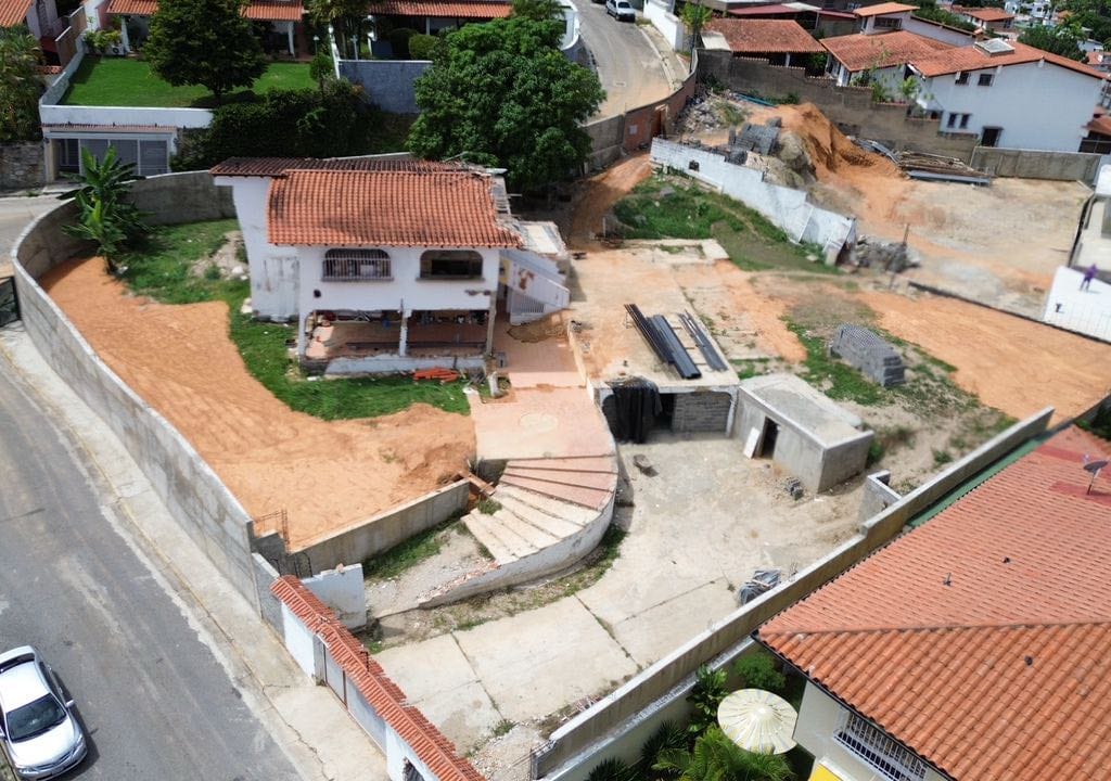 Terreno en Prados del Este, Caracas - 1