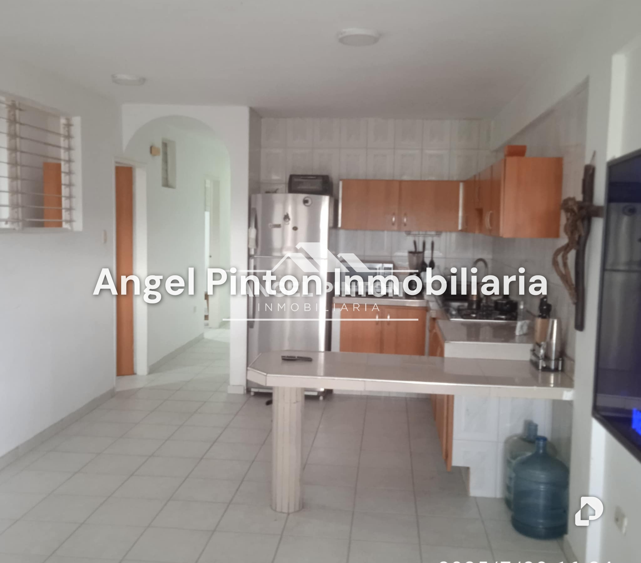 Apartamento en Centro Empresarial Miraflores, Araure – 1