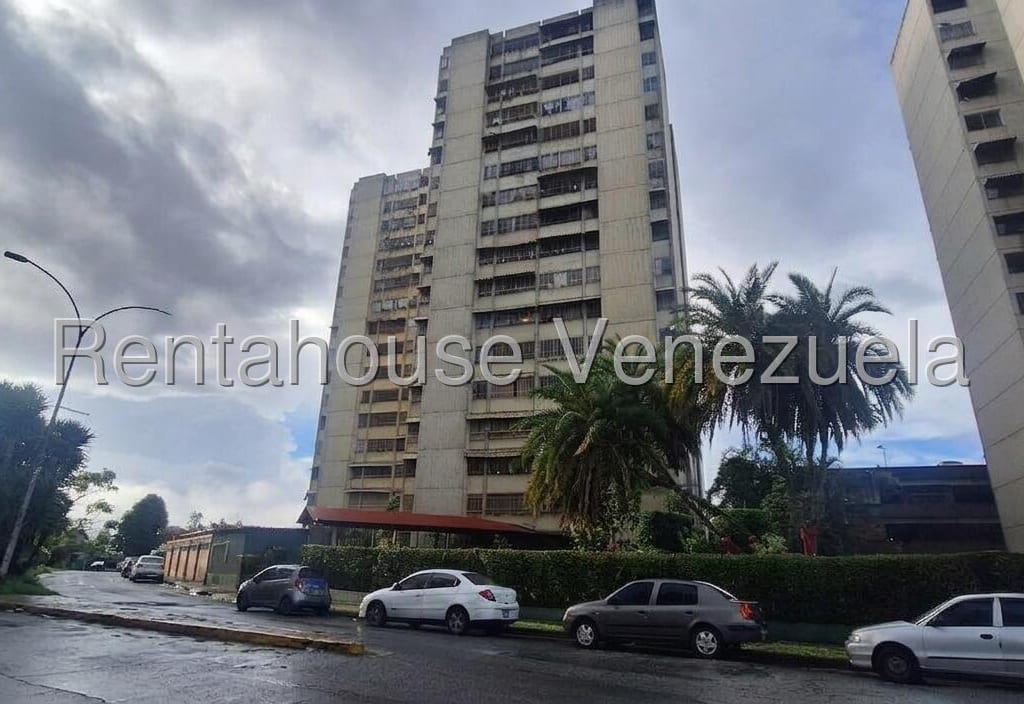 Apartamento en La Rosaleda, San Antonio de Los Altos - 1
