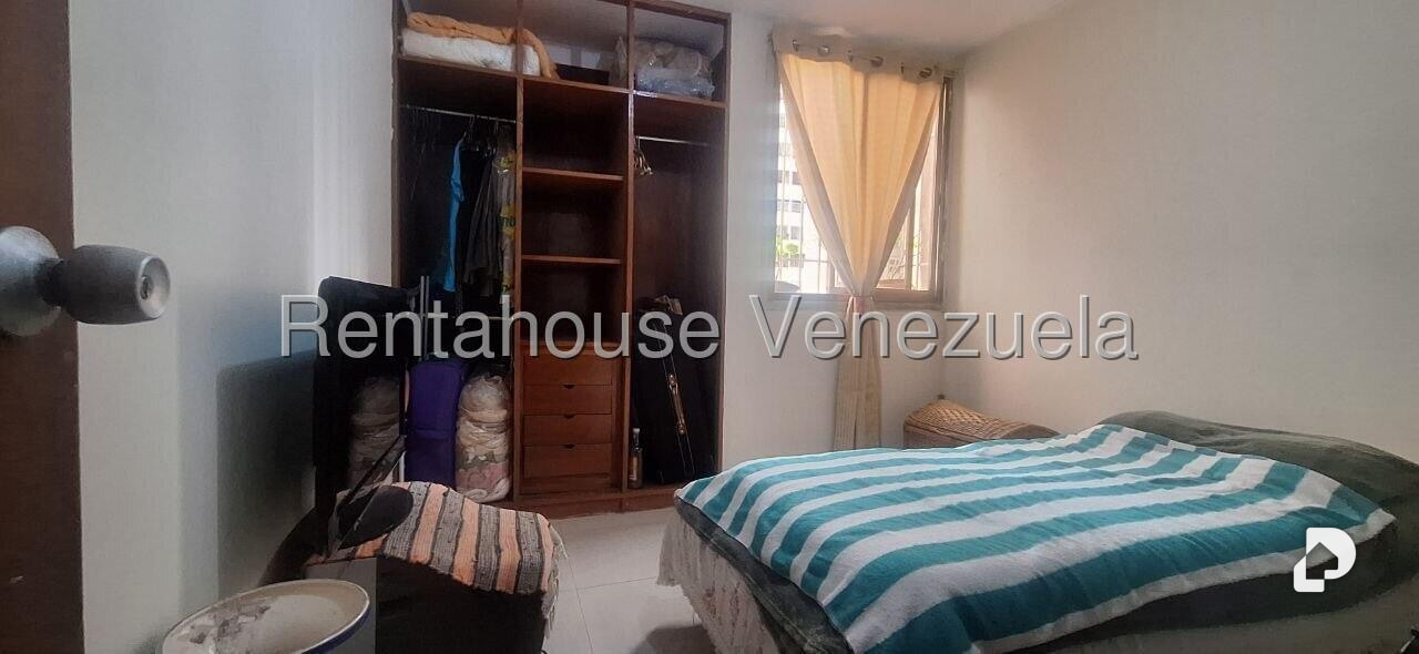 Apartamento en La Rosaleda, San Antonio de Los Altos – 16