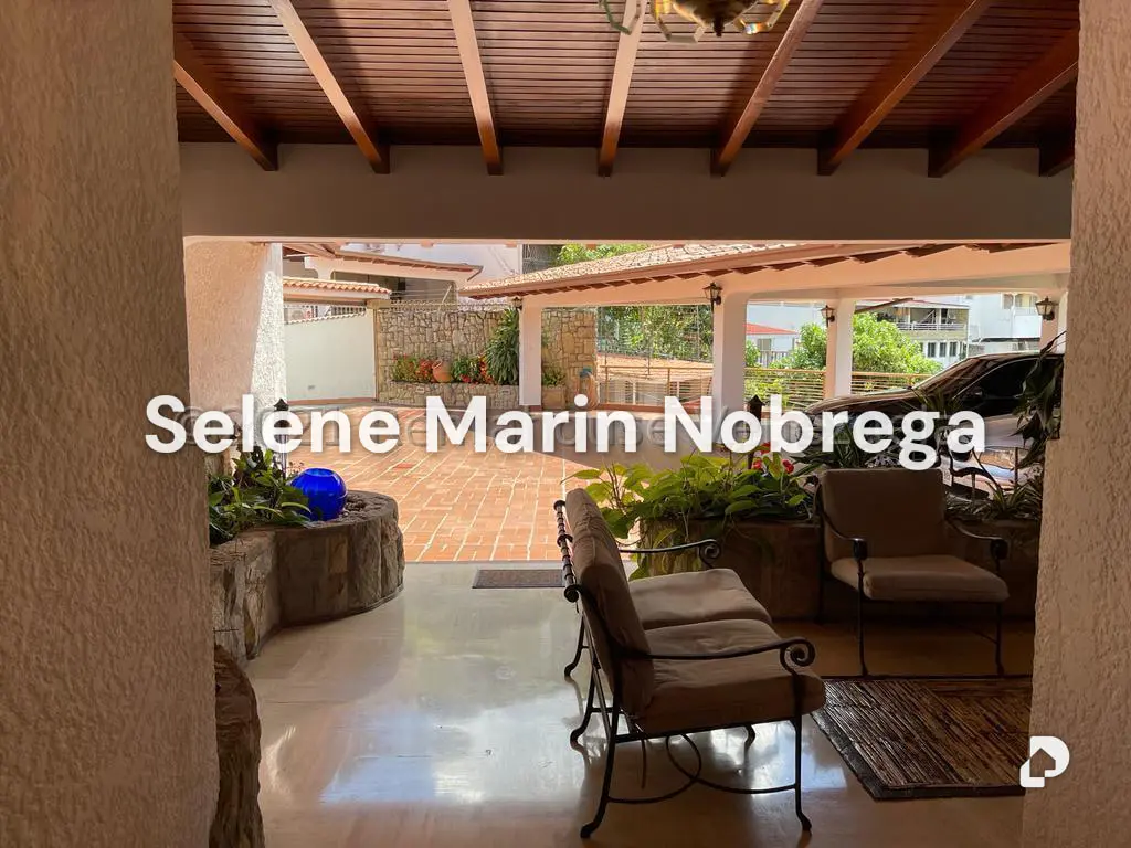 Casa en Colinas de Santa Mónica, Caracas – 4