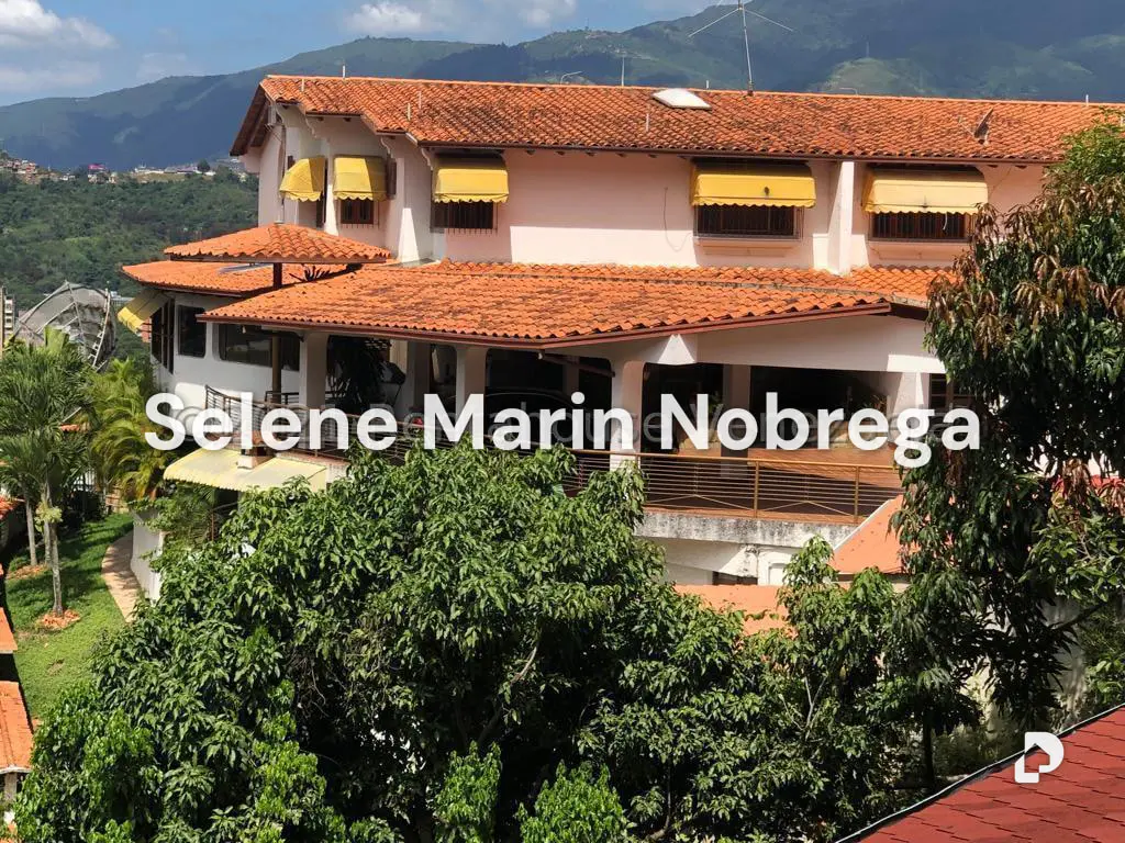 Casa en Colinas de Santa Mónica, Caracas – 1