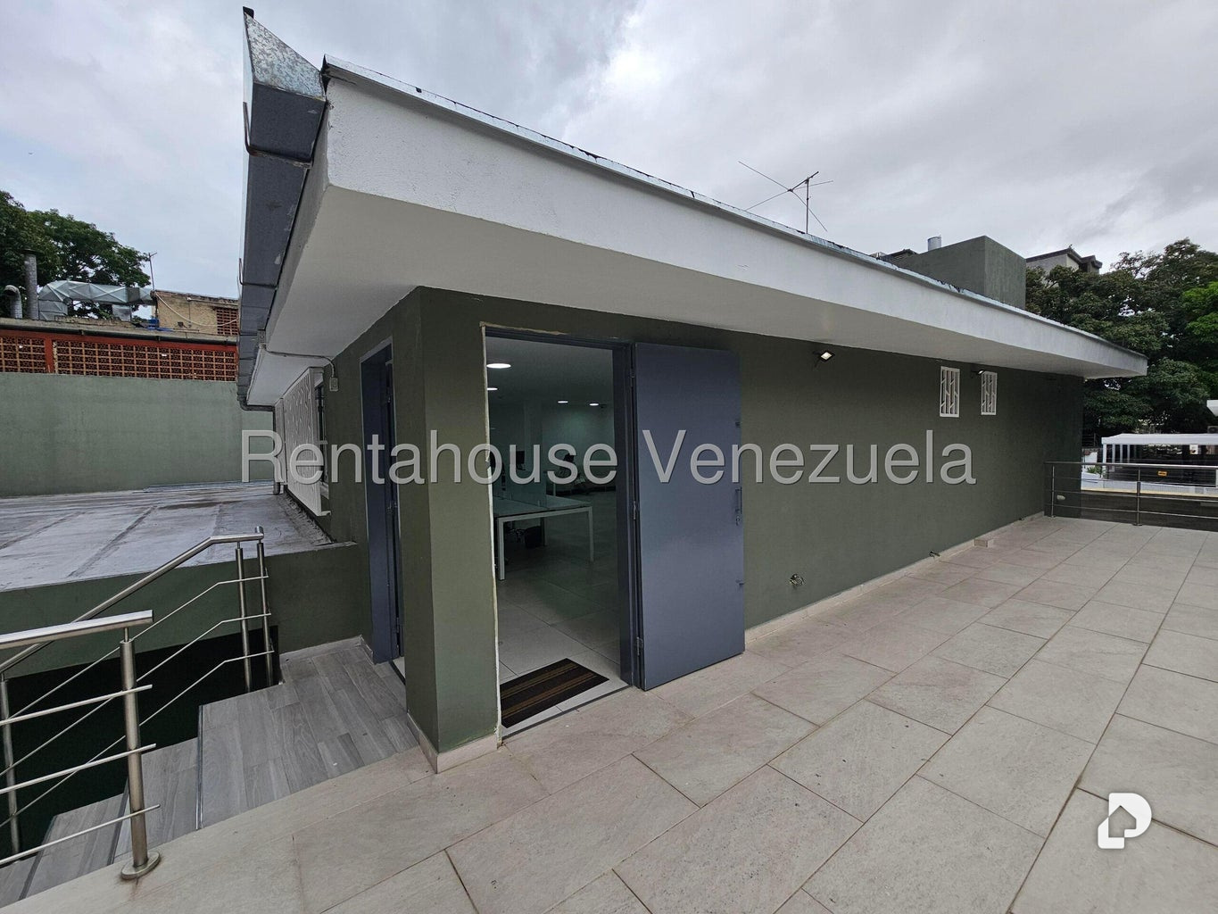 Local comercial en Santa Eduvigis, Caracas – 18