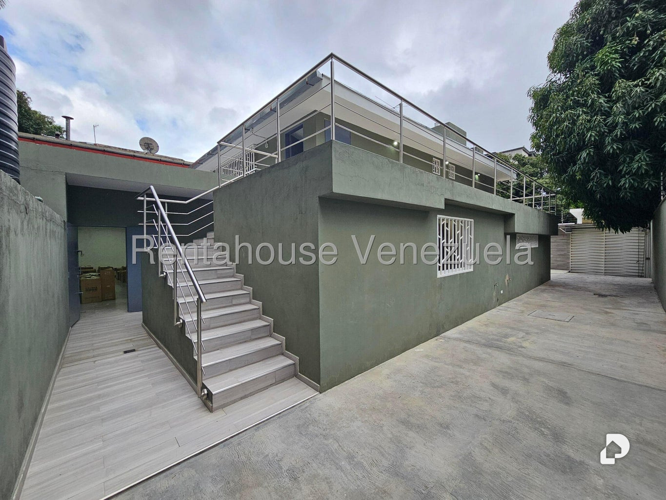 Local comercial en Santa Eduvigis, Caracas – 9