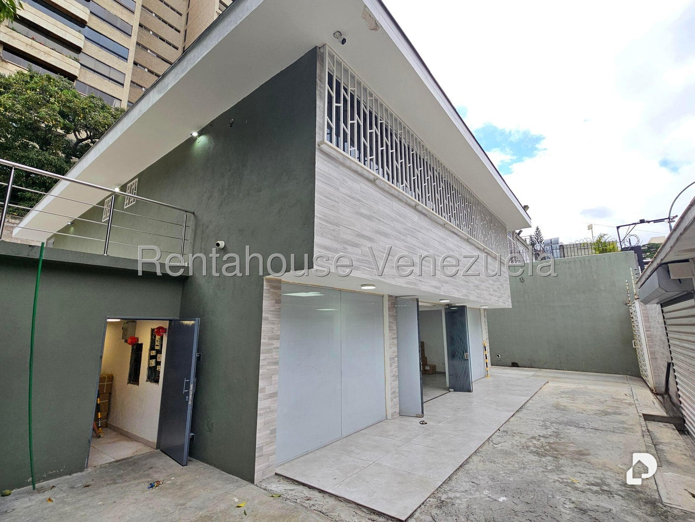 Local comercial en Santa Eduvigis, Caracas – 8