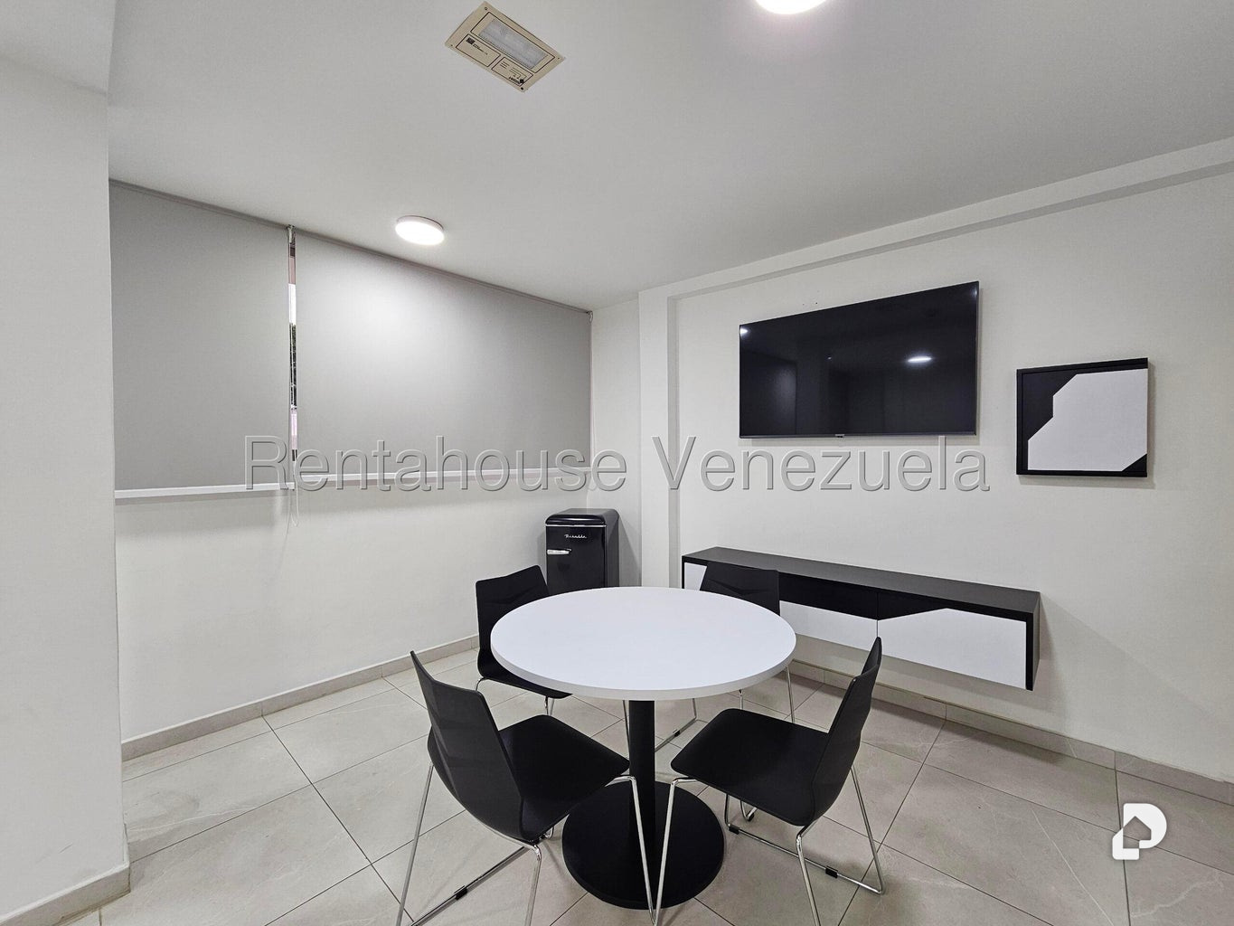 Local comercial en Santa Eduvigis, Caracas – 26