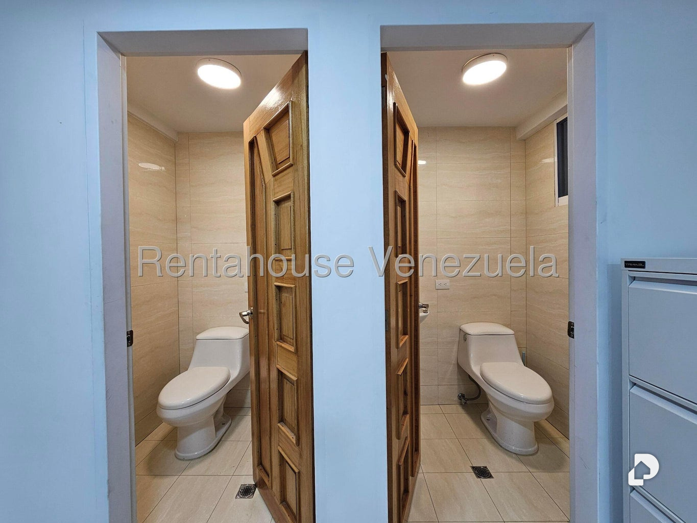 Local comercial en Santa Eduvigis, Caracas – 24