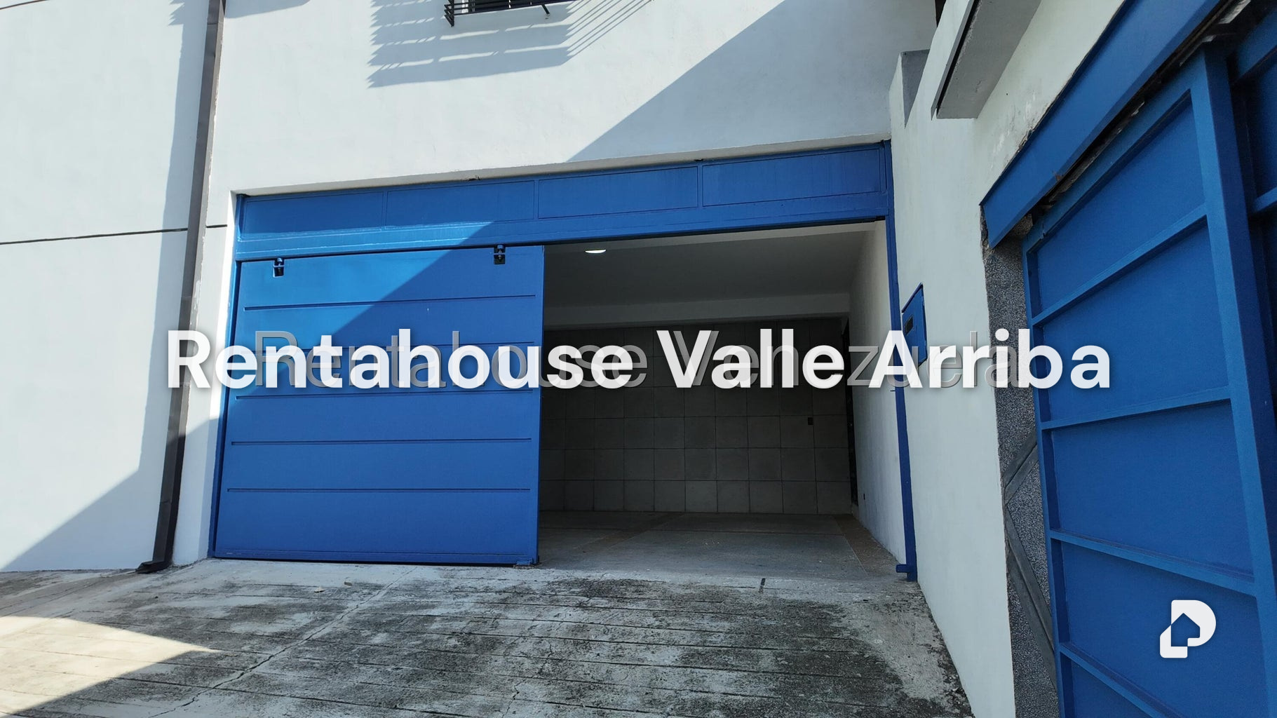 Casa en Los Naranjos (del Cafetal), Caracas – 30
