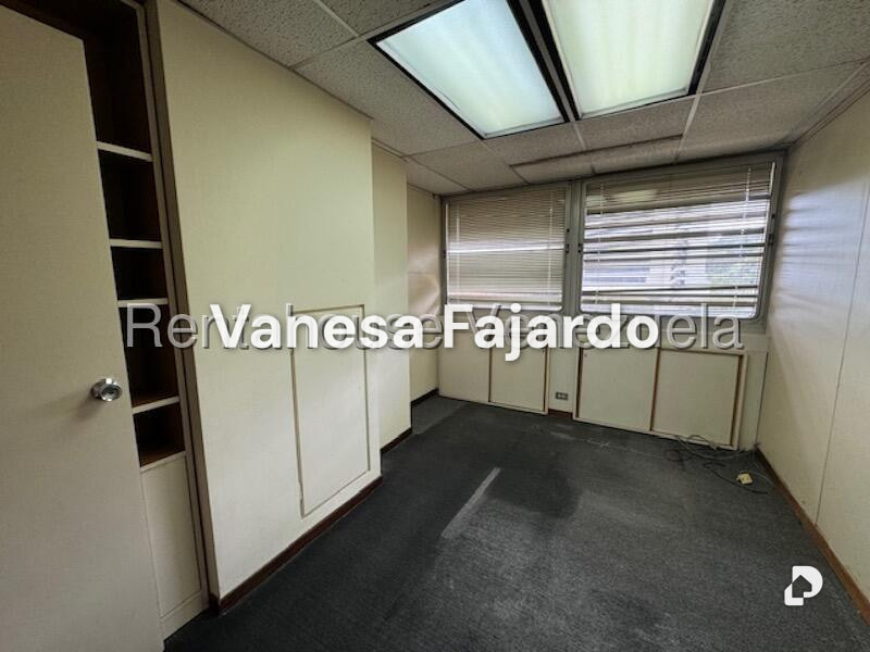 Oficina en Chuao, Caracas – 16