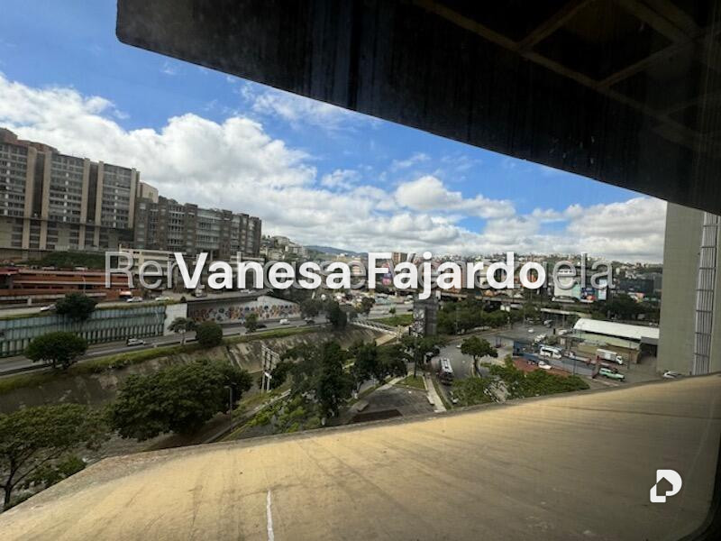 Oficina en Chuao, Caracas – 5