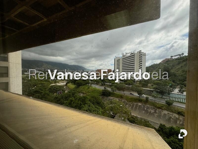 Oficina en Chuao, Caracas – 26