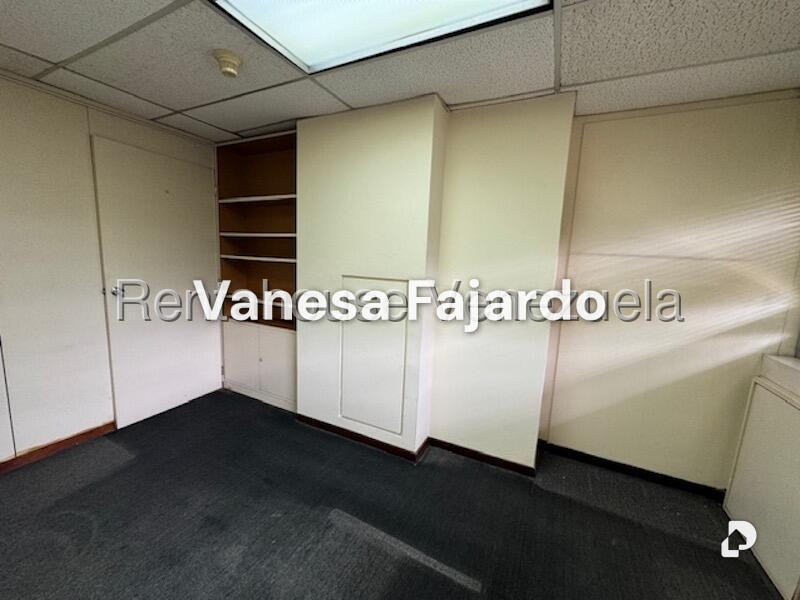 Oficina en Chuao, Caracas – 18