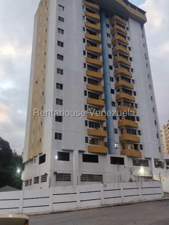 Apartamento en Lomas del Avila, Caracas - 1