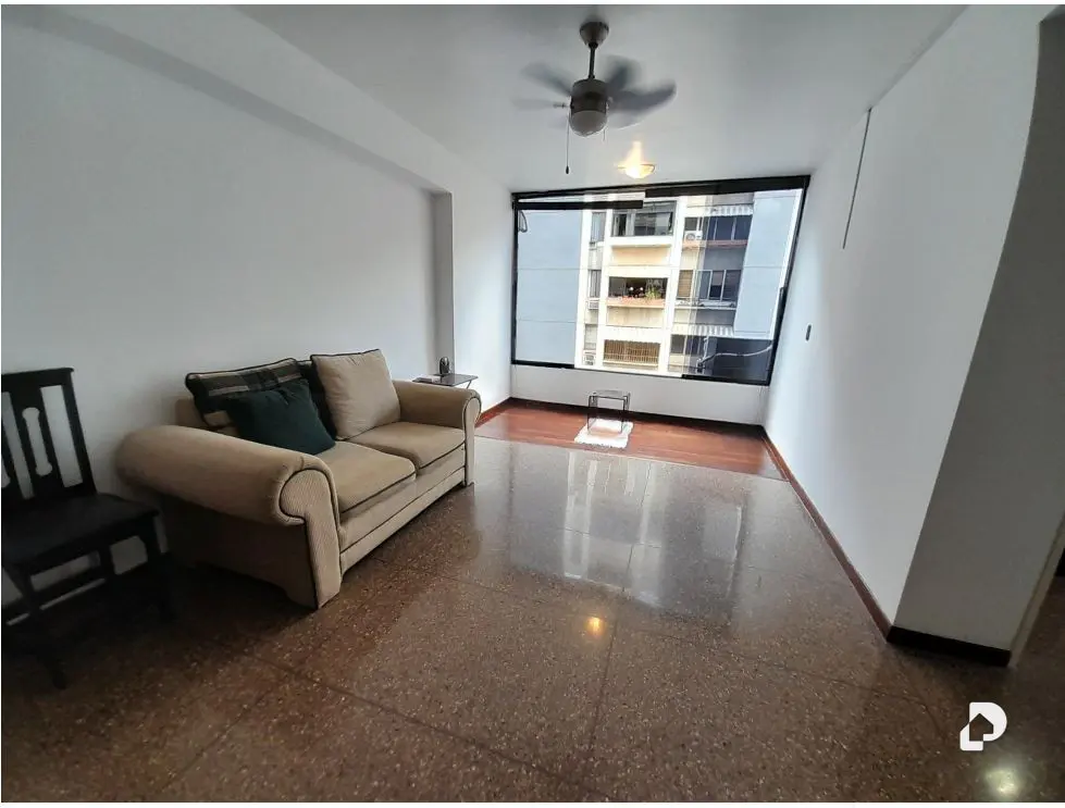 Apartamento en Los Palos Grandes, Caracas – 2