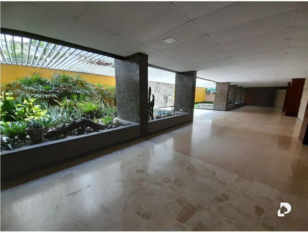 Apartamento en Los Palos Grandes, Caracas – 18