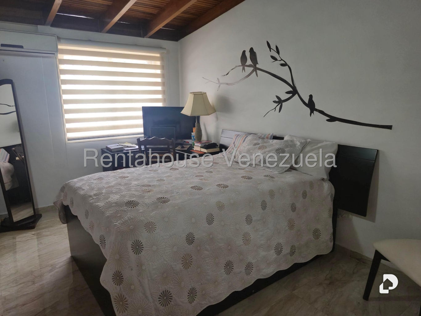 Casa en Cumbres de Curumo, Caracas – 19