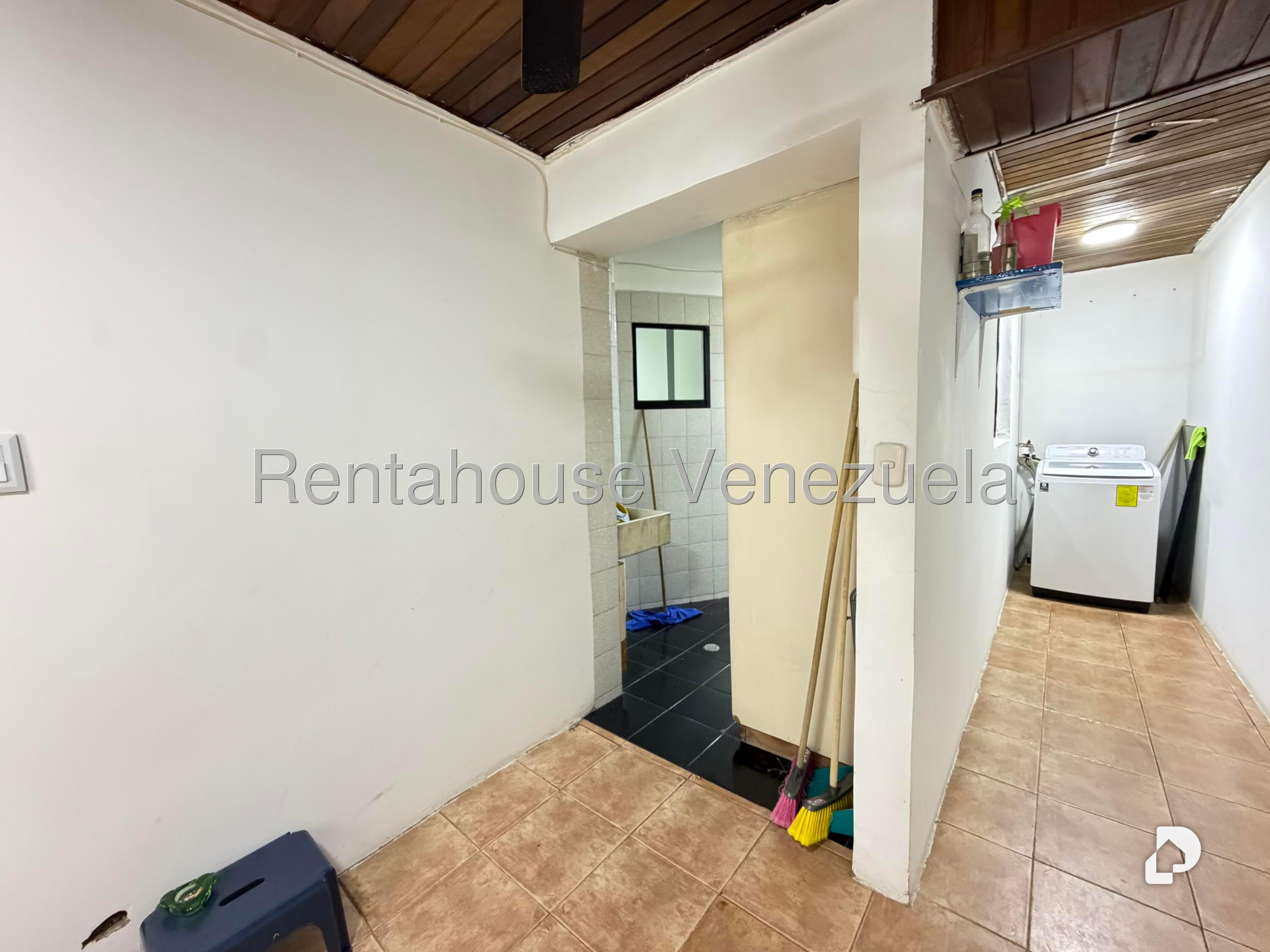 Apartamento en La Urbina, Caracas – 18