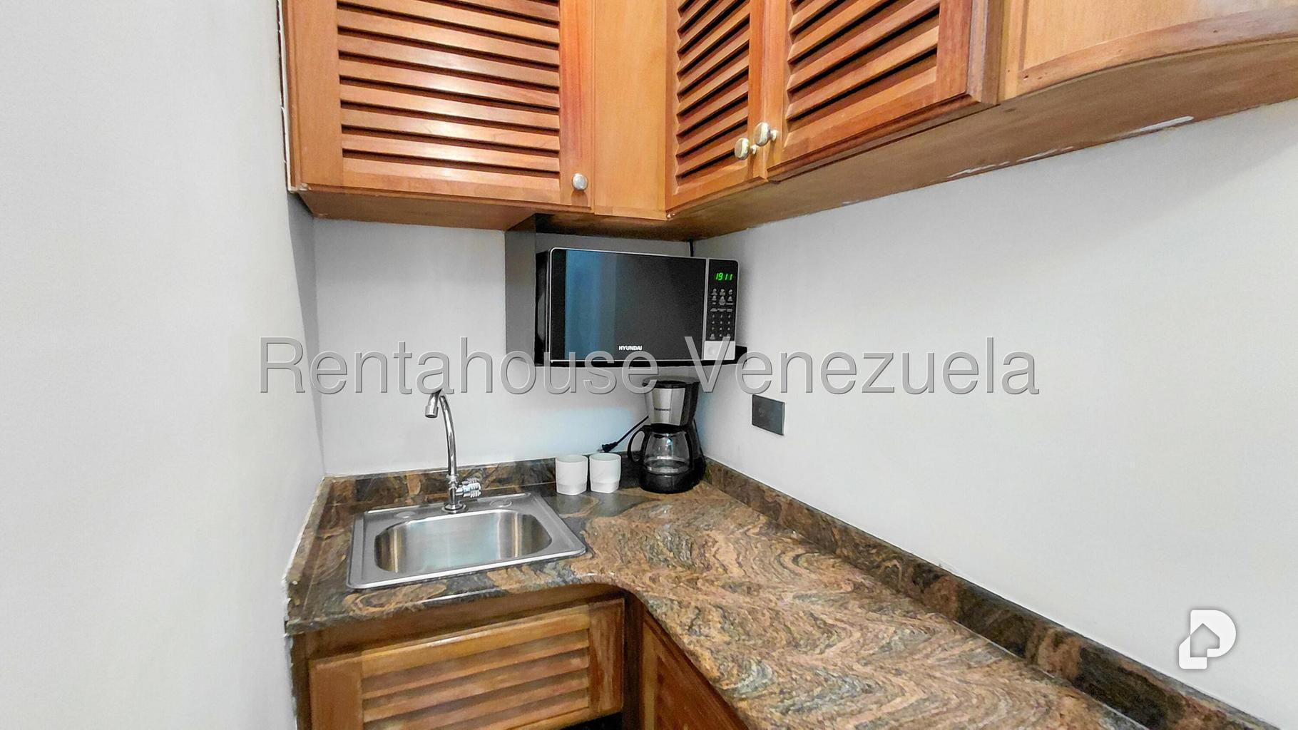Oficina en Campo Alegre, Caracas – 8