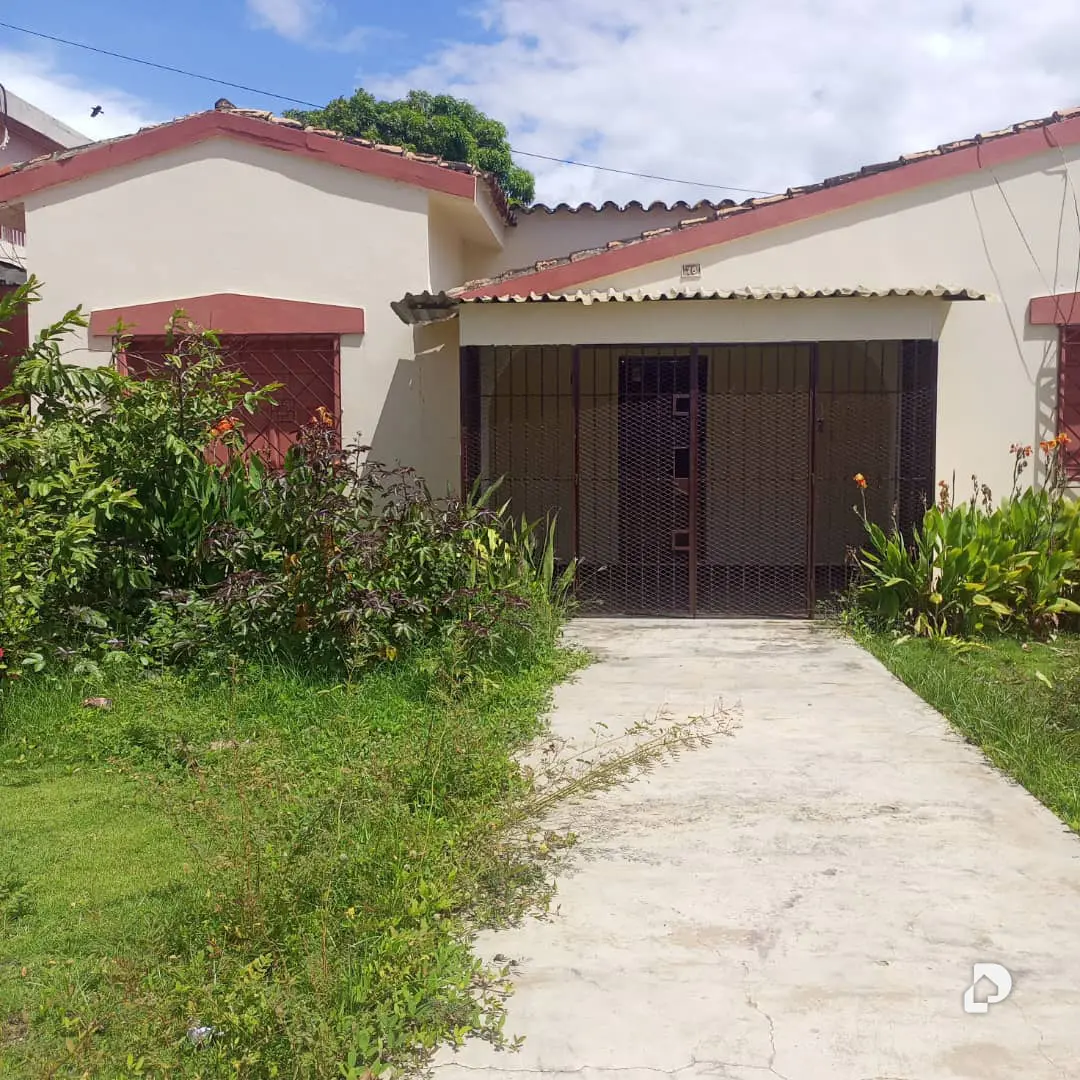 Terreno en Av. Gran Mariscal, Cumaná – 2
