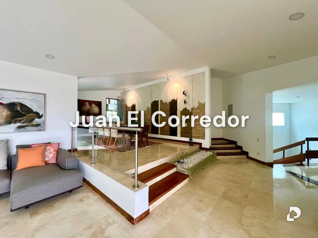Casa en Alto Hatillo, Caracas – 11