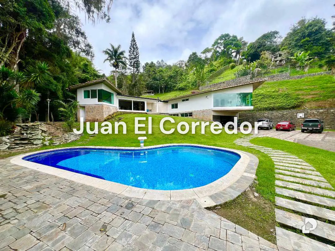 Casa en Alto Hatillo, Caracas – 1