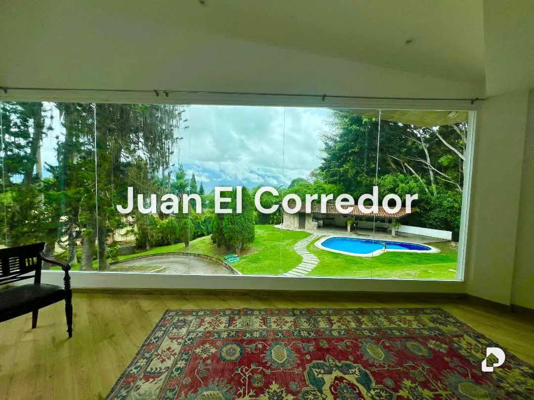 Casa en Alto Hatillo, Caracas – 16