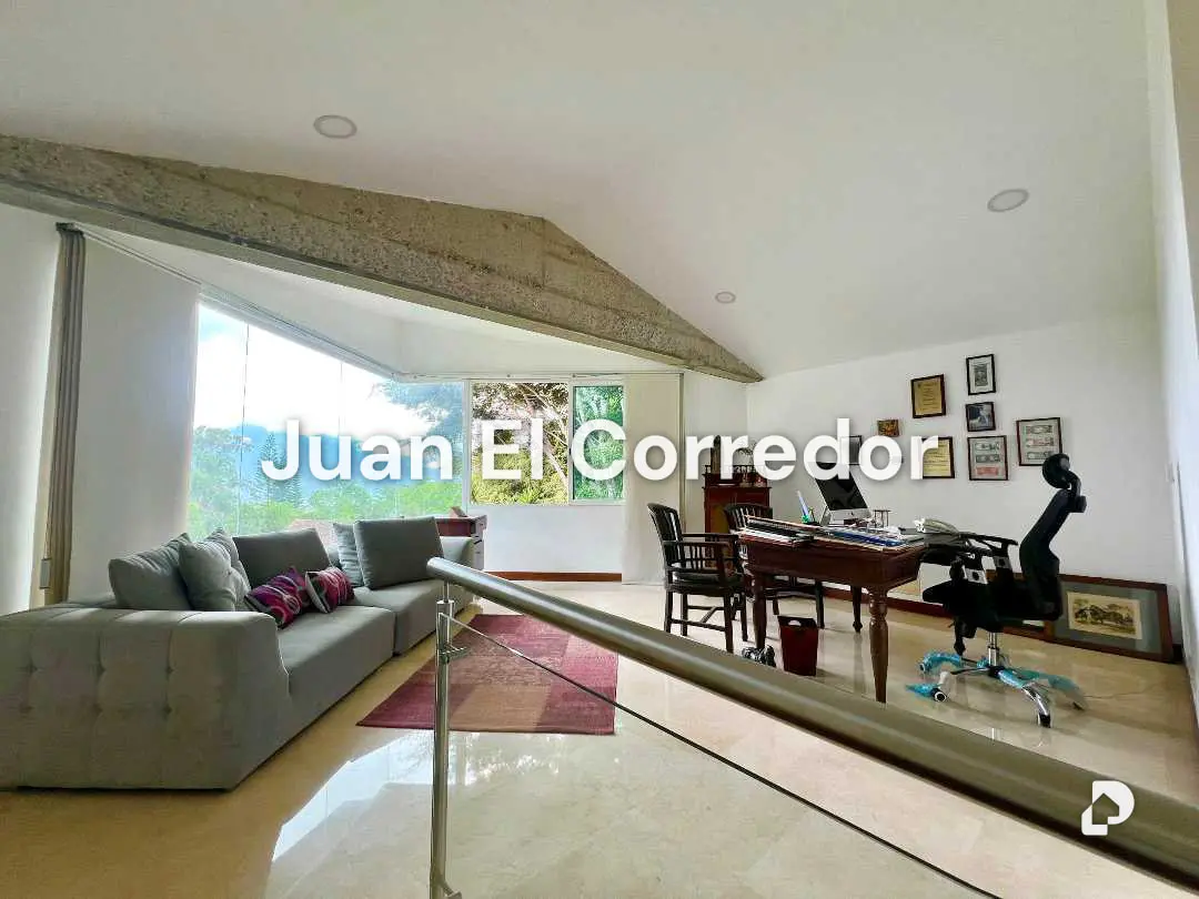 Casa en Alto Hatillo, Caracas – 10