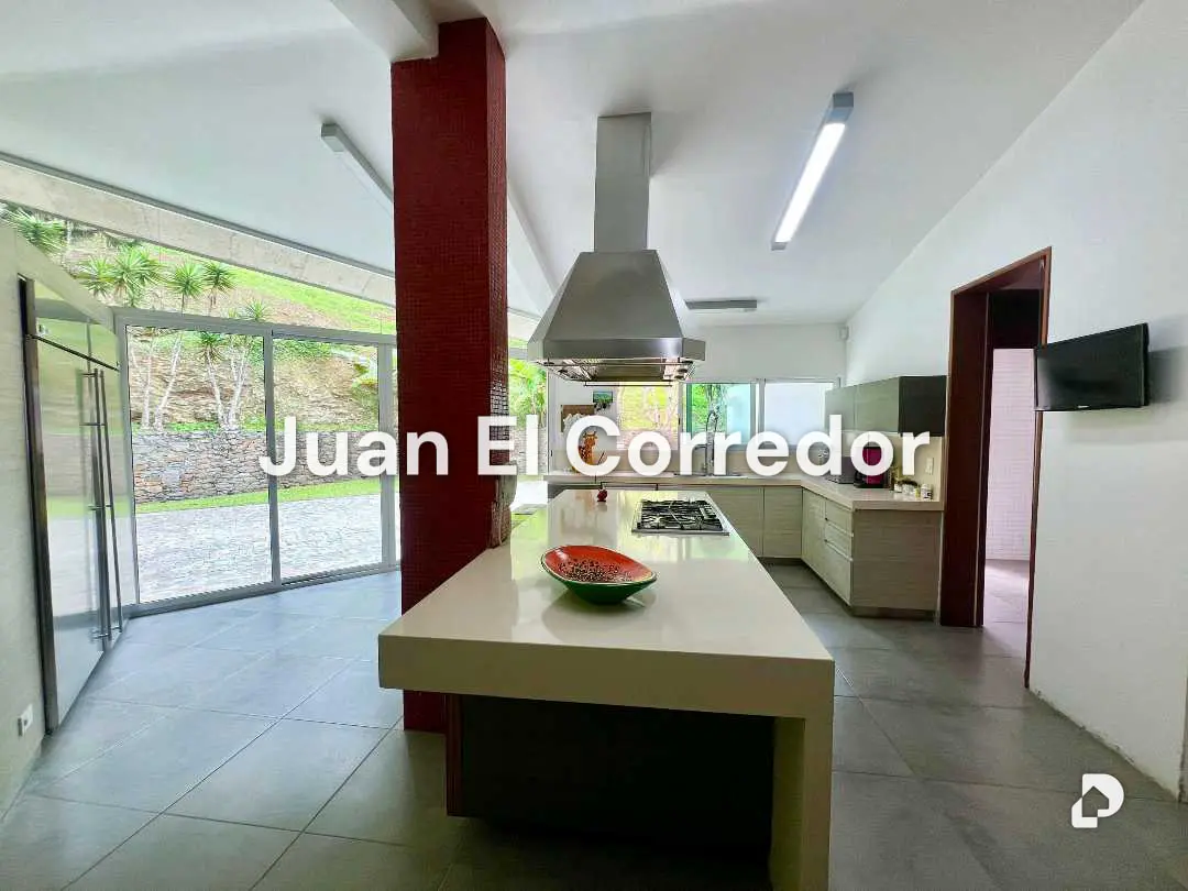 Casa en Alto Hatillo, Caracas – 14