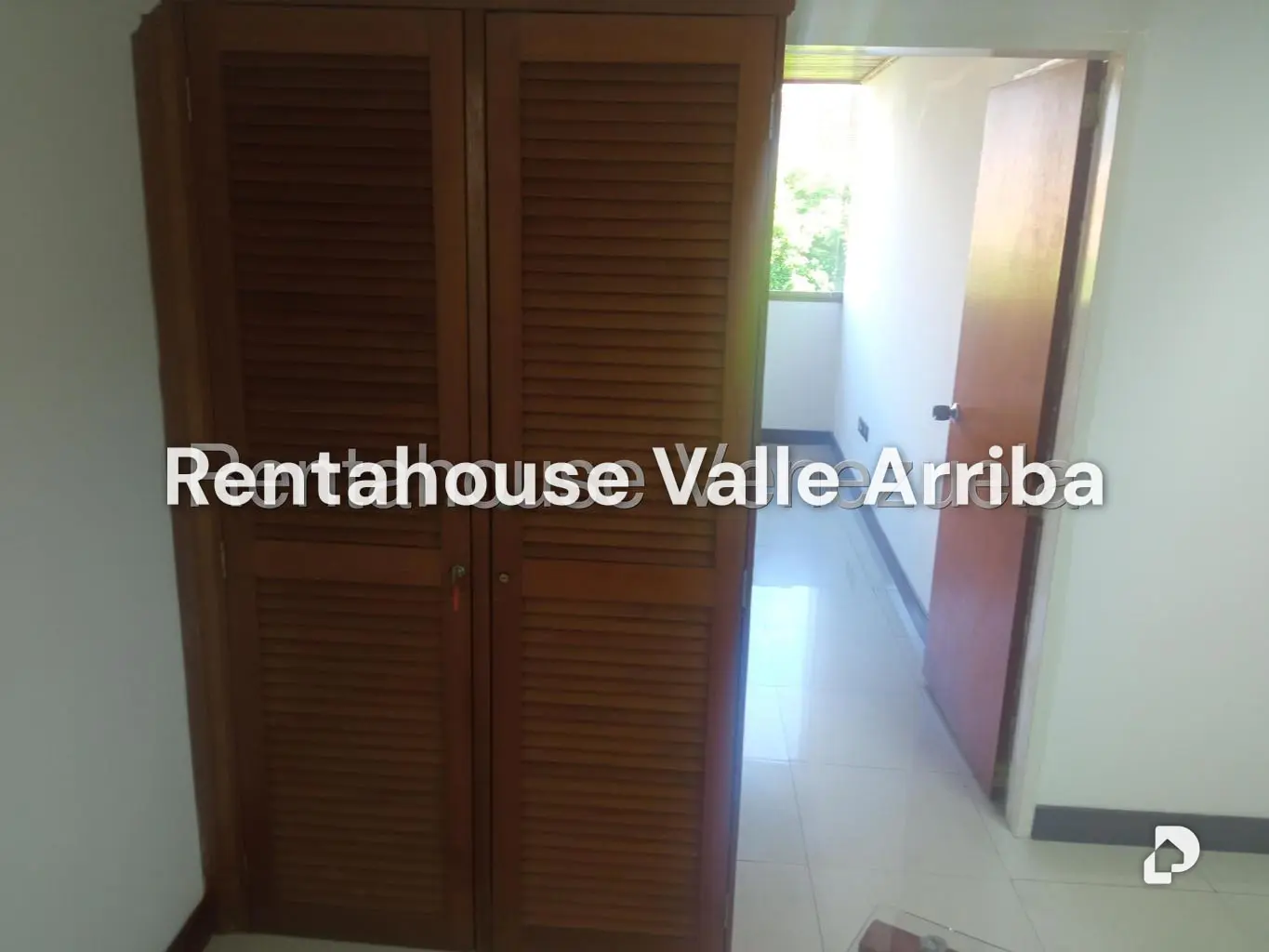 Apartamento en Las Mercedes, Caracas – 22