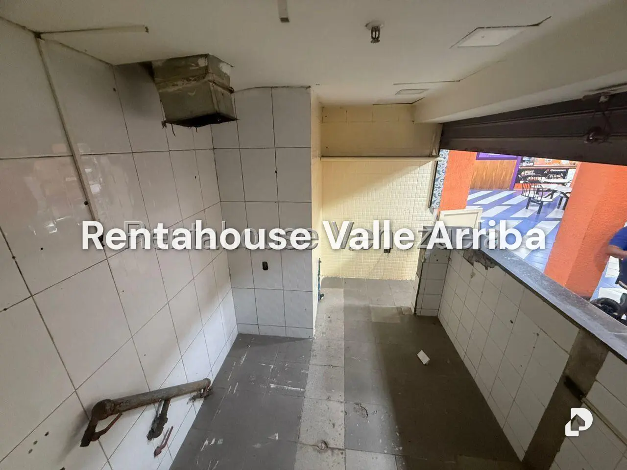 Local comercial en Parroquia La Candelaria, Caracas – 9