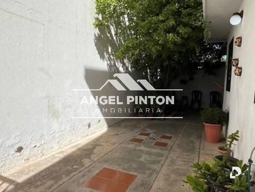 Townhouse en Barrio Los Olivos, Maracaibo – 4