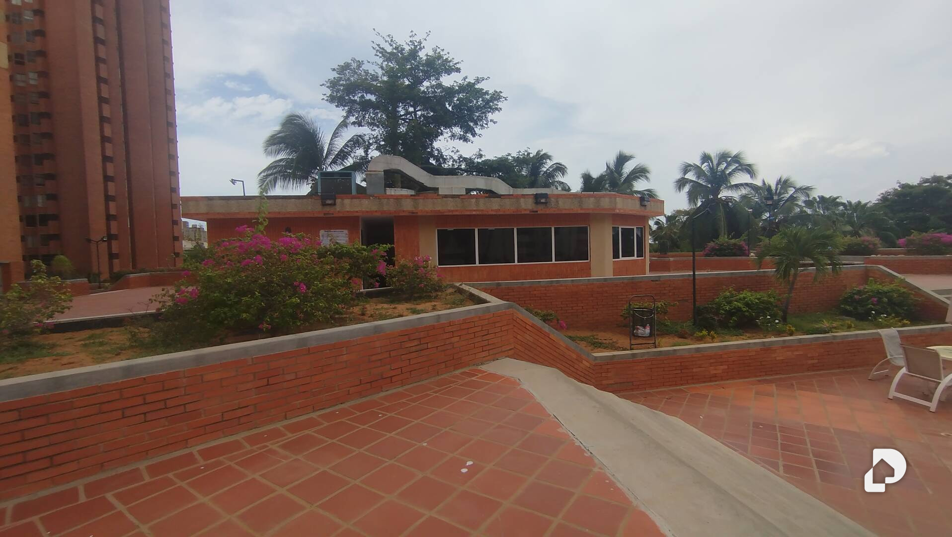 Apartamento en Avenida El Milagro, Maracaibo – 13