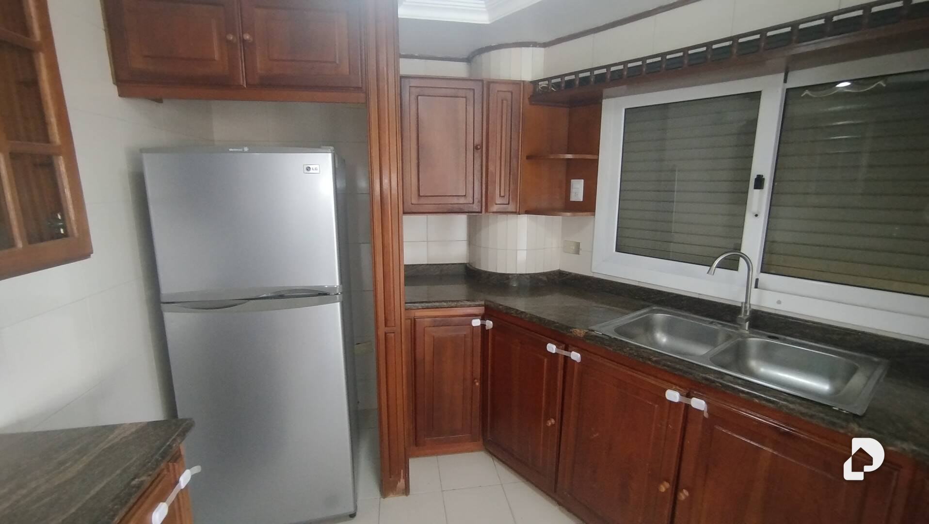 Apartamento en Avenida El Milagro, Maracaibo – 2