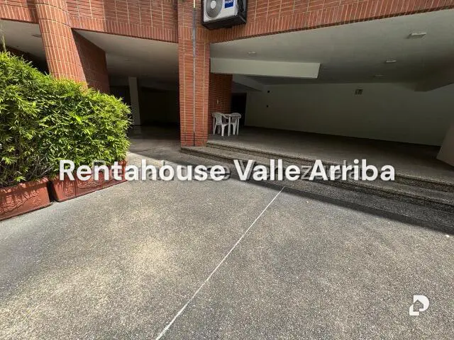 Apartamento en Los Naranjos de las Mercedes, Caracas – 5