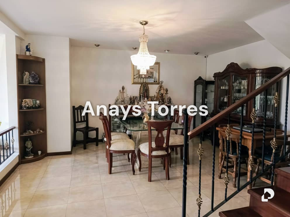 Casa en Parque El Retiro, Altos Mirandinos – 14