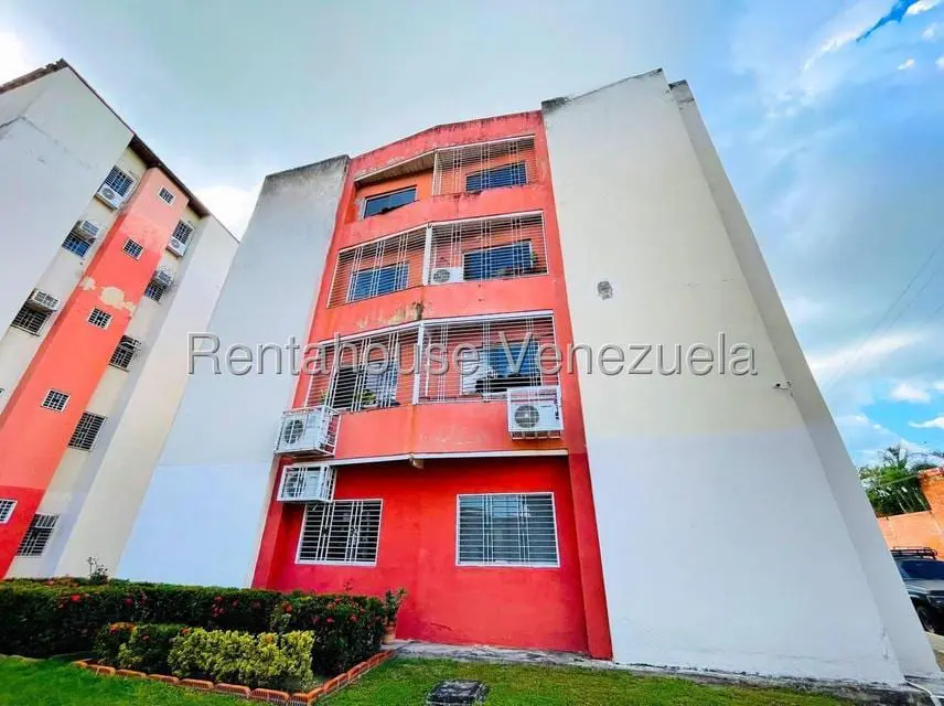 Apartamento en Turmero - 1