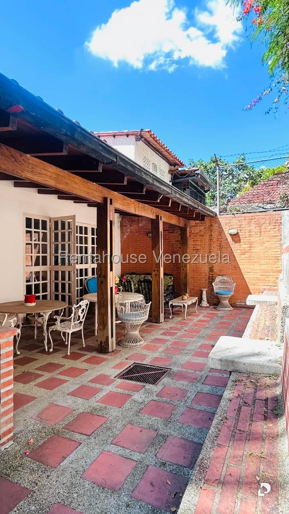 Casa en Lomas de Chuao, Caracas – 22
