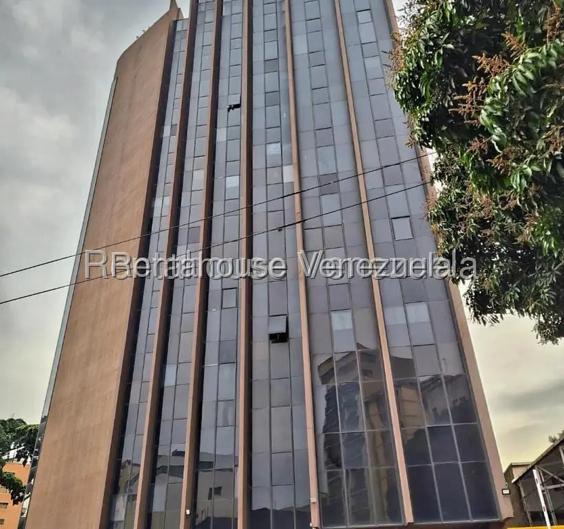 Office in Los Dos Caminos, Caracas - 1