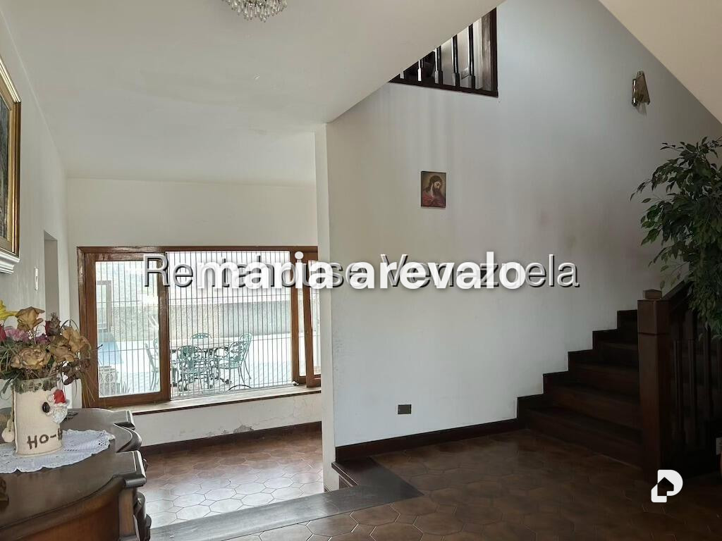 Casa en Santa Paula, Caracas – 12