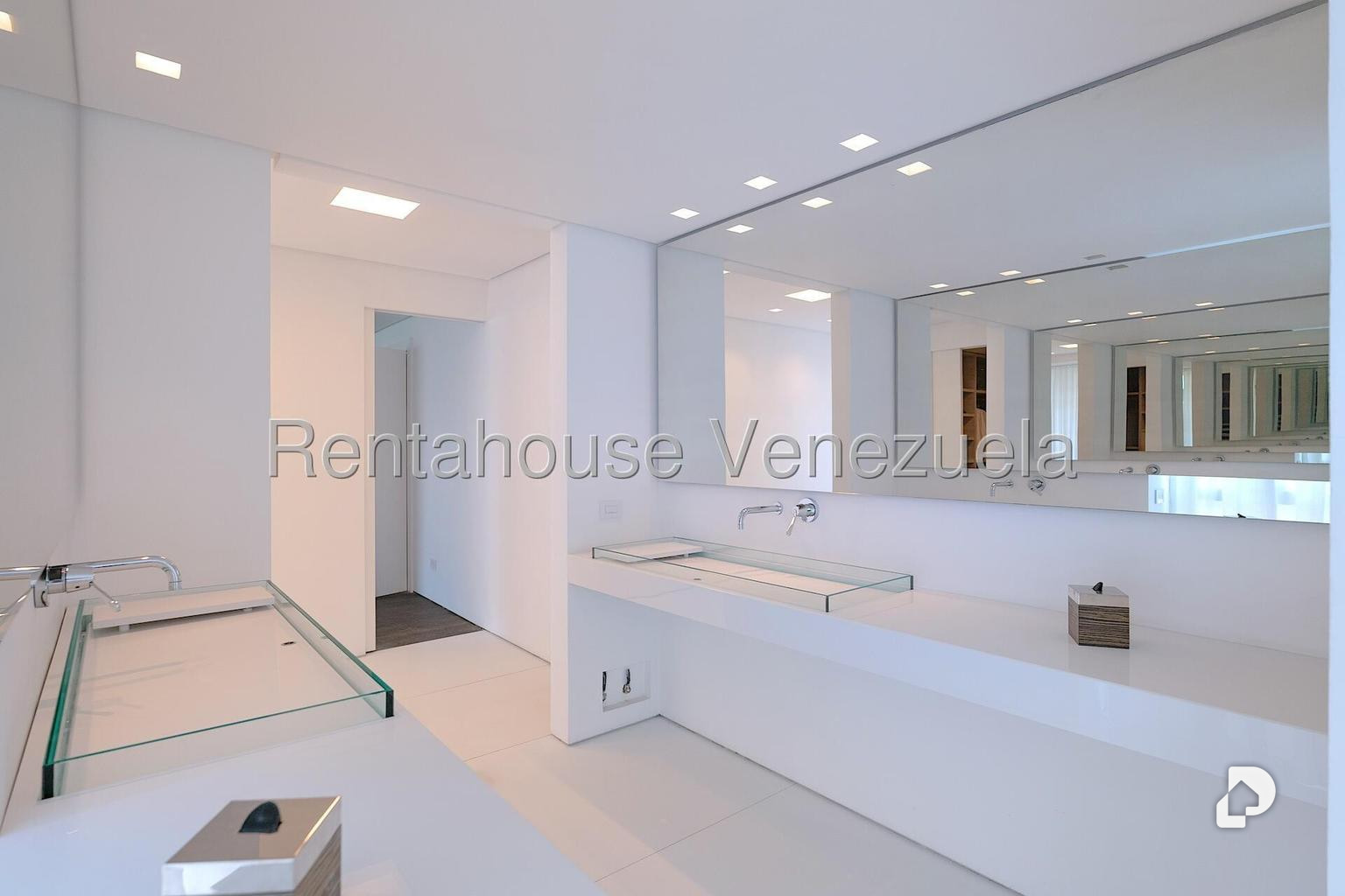 Apartamento en Campo Alegre, Caracas – 24